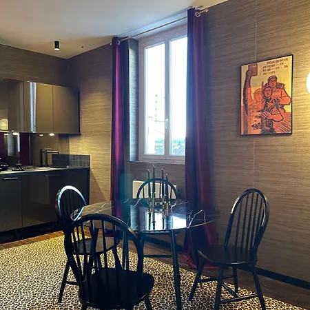 Les Alcoves - Design Bed & Breakfast 3*